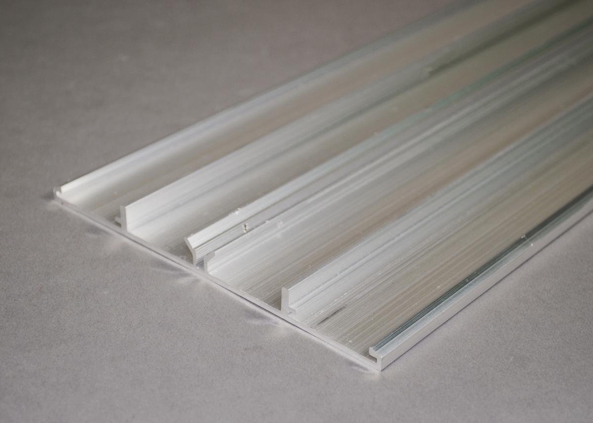 OFRB-8 - OFR Series Overfloor Raceway Base