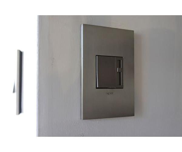 Picture of ADPD453LM2 - adorne® 450W CFL/LED Paddle Dimmer, Magnesium, with Microban®