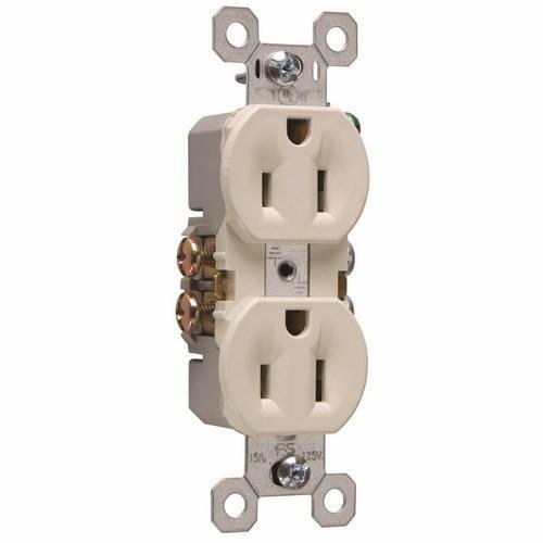 3232-LA - Trademaster® 15A/125V Duplex Receptacle, Light Almond