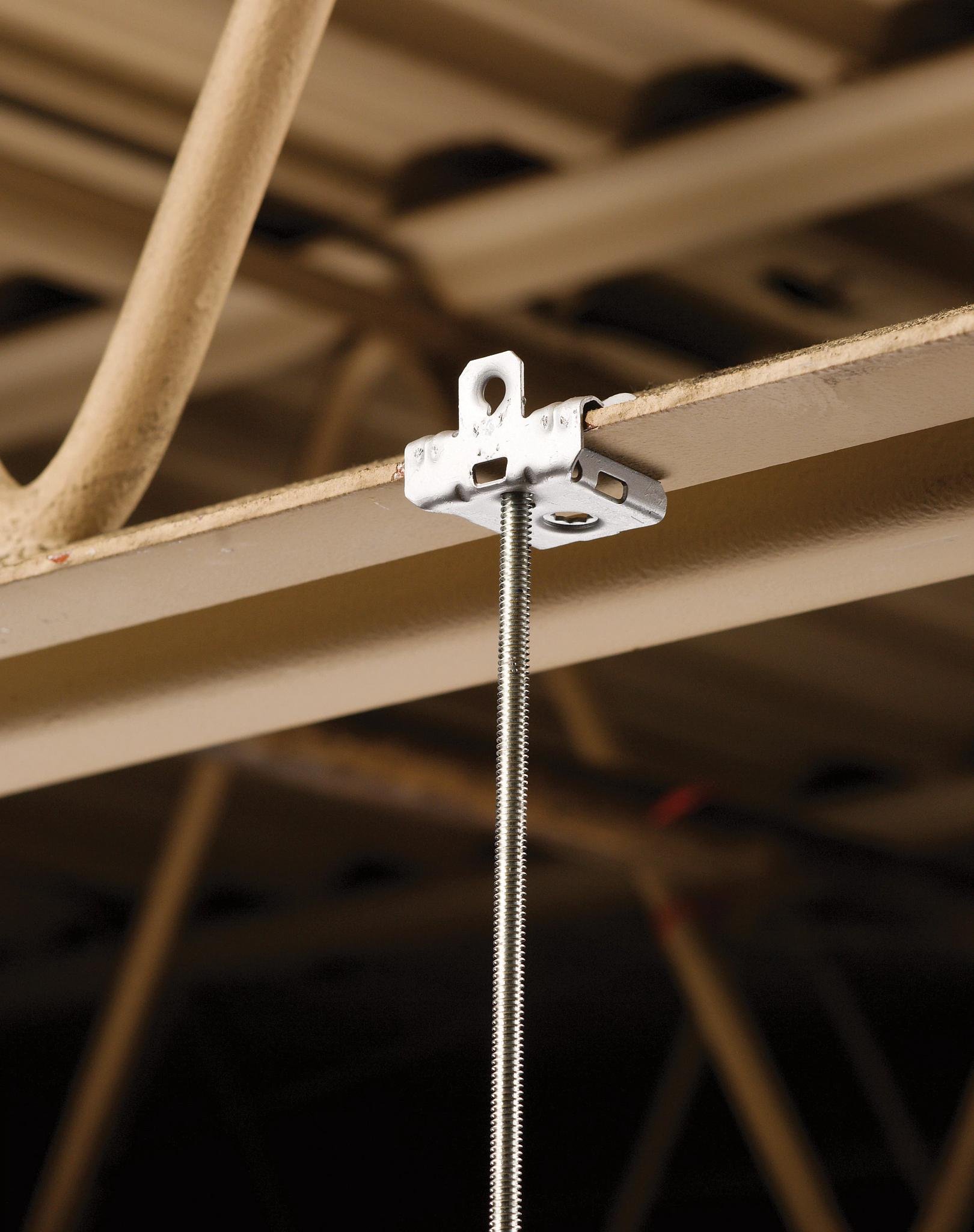 Picture of M58 - Hammer-On Flange Clip, Bottom Mount, Spring Steel, 5/16"–1/2" Flange