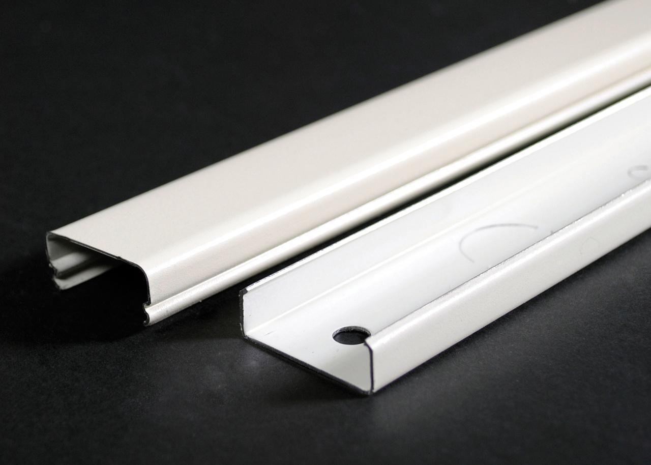 V2000BC - Wiremold 2000 Series Raceway Base and Cover, Ivory