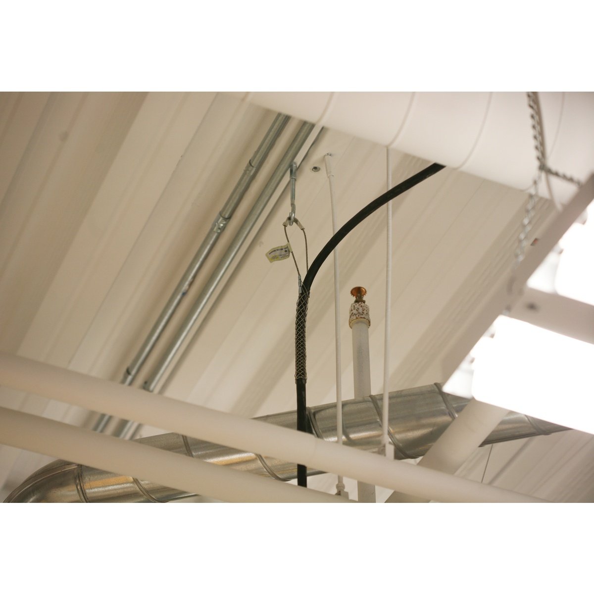 Picture of 2216012 - Service Drop Support Grips, Light Duty, Single Eye, Single Weave, Closed Mesh, Tin-Coated Bronze, 0.87-1.00"