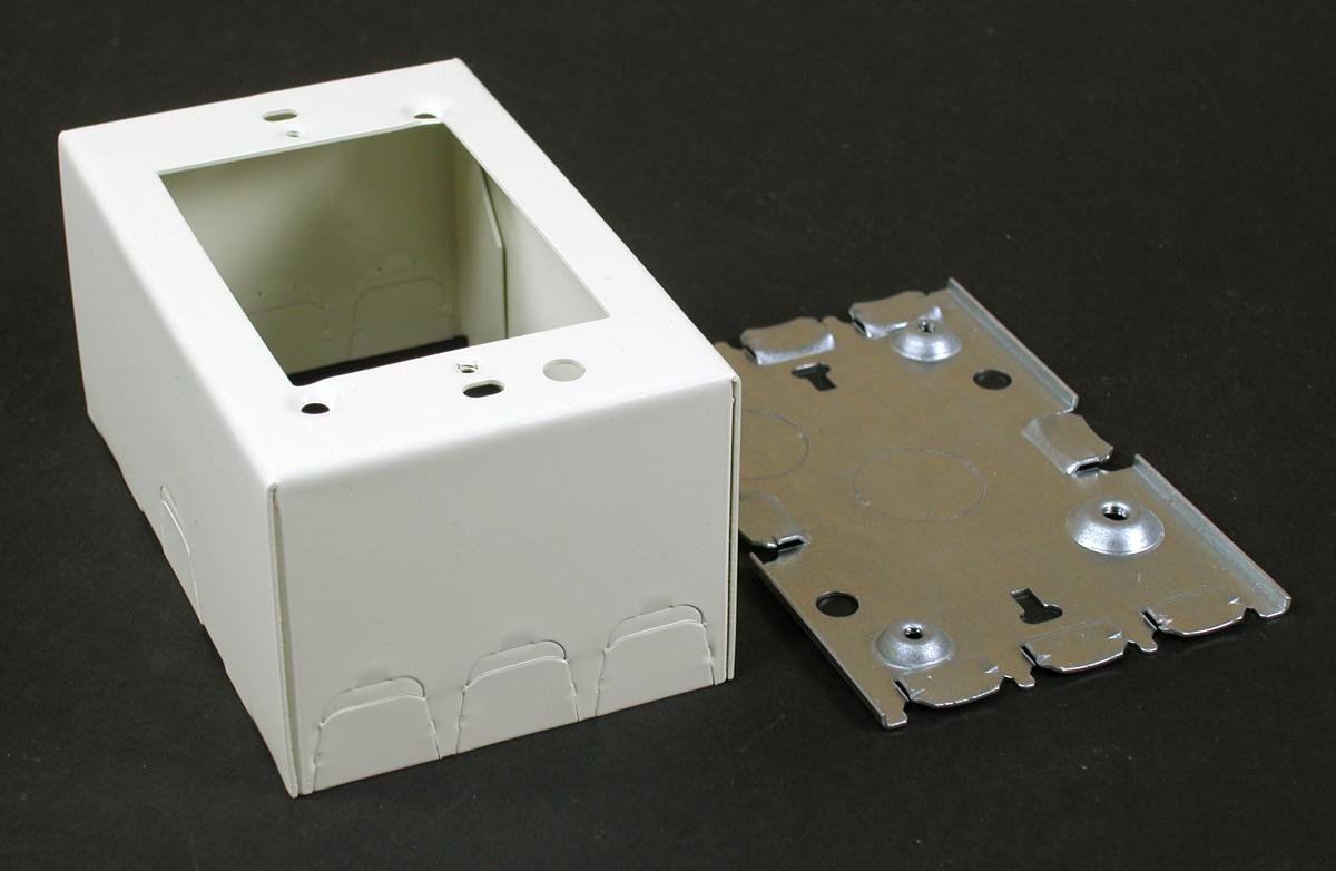 Picture of 5744WH - 500/700 Single-Gang Extra Deep Switch and Receptacle Box Fitting