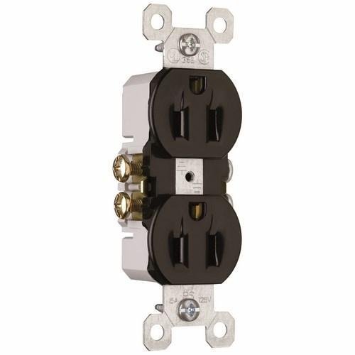 3232-BK - Trademaster® 15A/125V Duplex Receptacle, Black