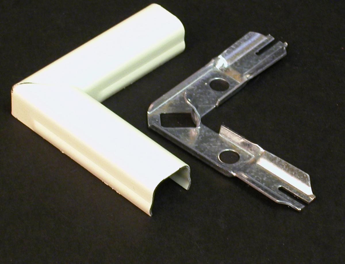 V511 - Wiremold 500 Series Flat Elbow Fitting, Ivory