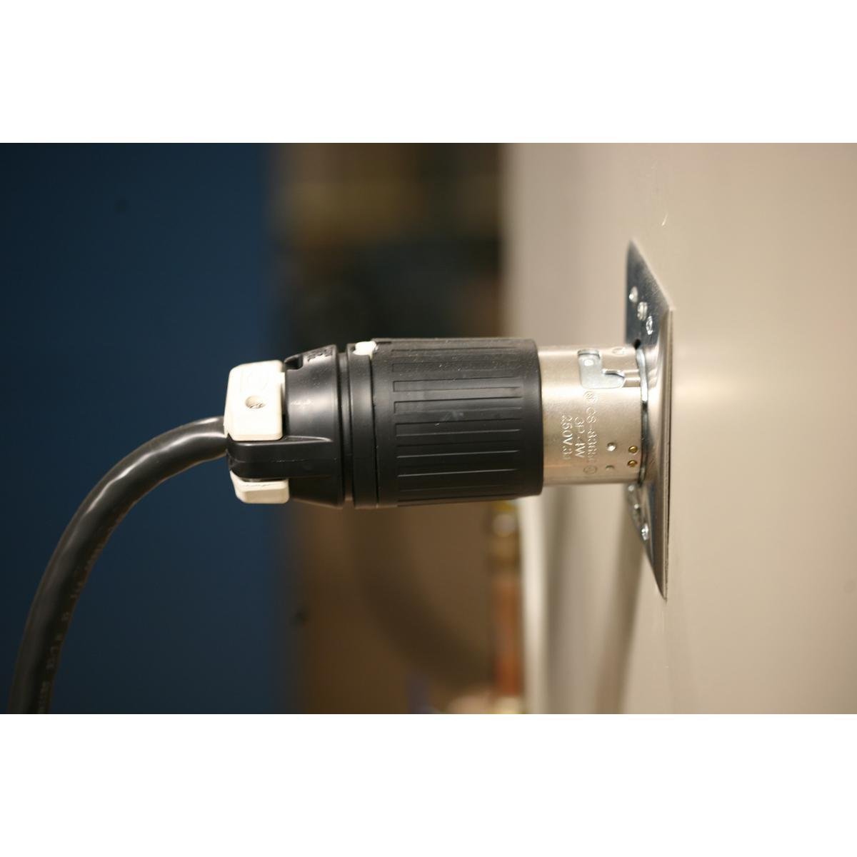 Picture of CS8365C - Locking Devices, Twist-Lock®, Industrial, Male Plug, 50A, 3-Phase Delta 250V AC, 3-Pole 4-Wire Grounding, Non- NEMA, Screw Terminal, Black and White