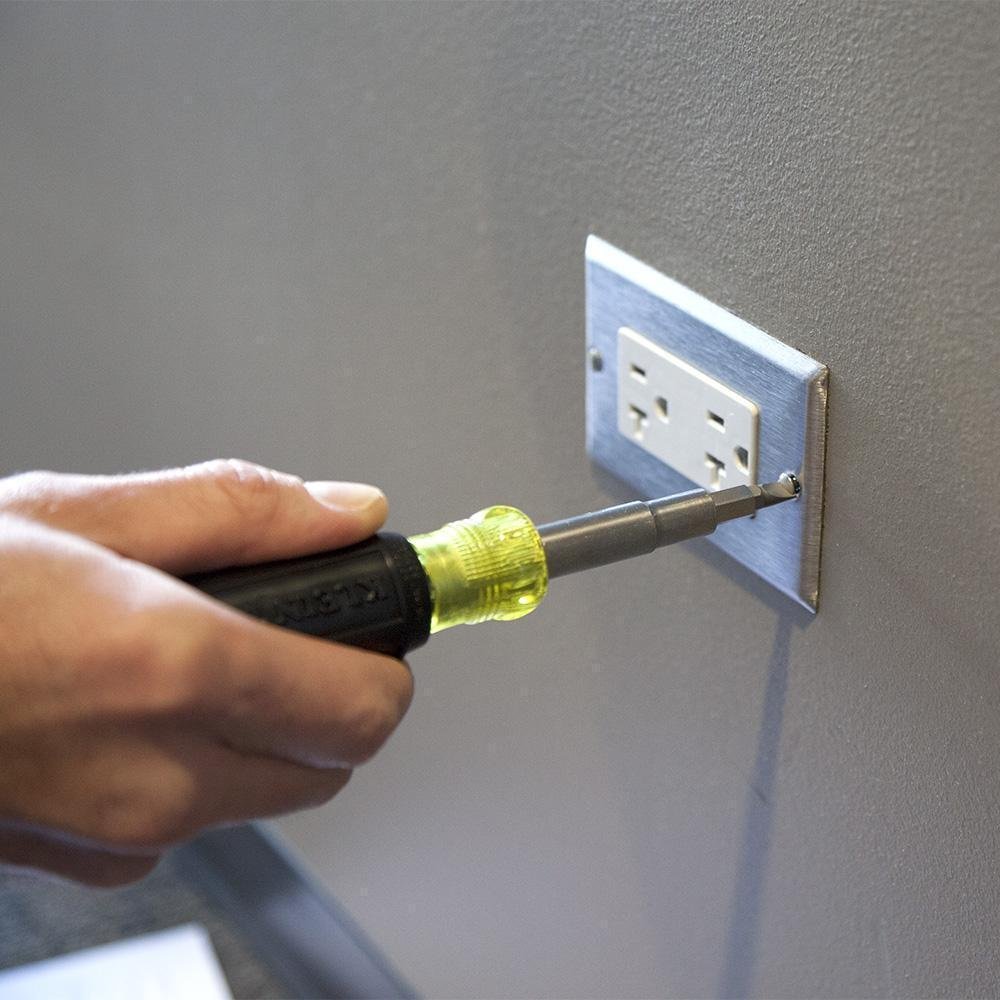 Picture of 32477 - Multi-Bit Screwdriver / Nut Driver, 10-in-1, Phillips, Slotted Bits