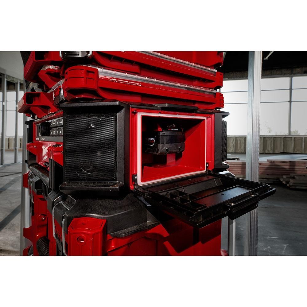 Picture of 2950-20 - M18™ PACKOUT™ Radio + Charger