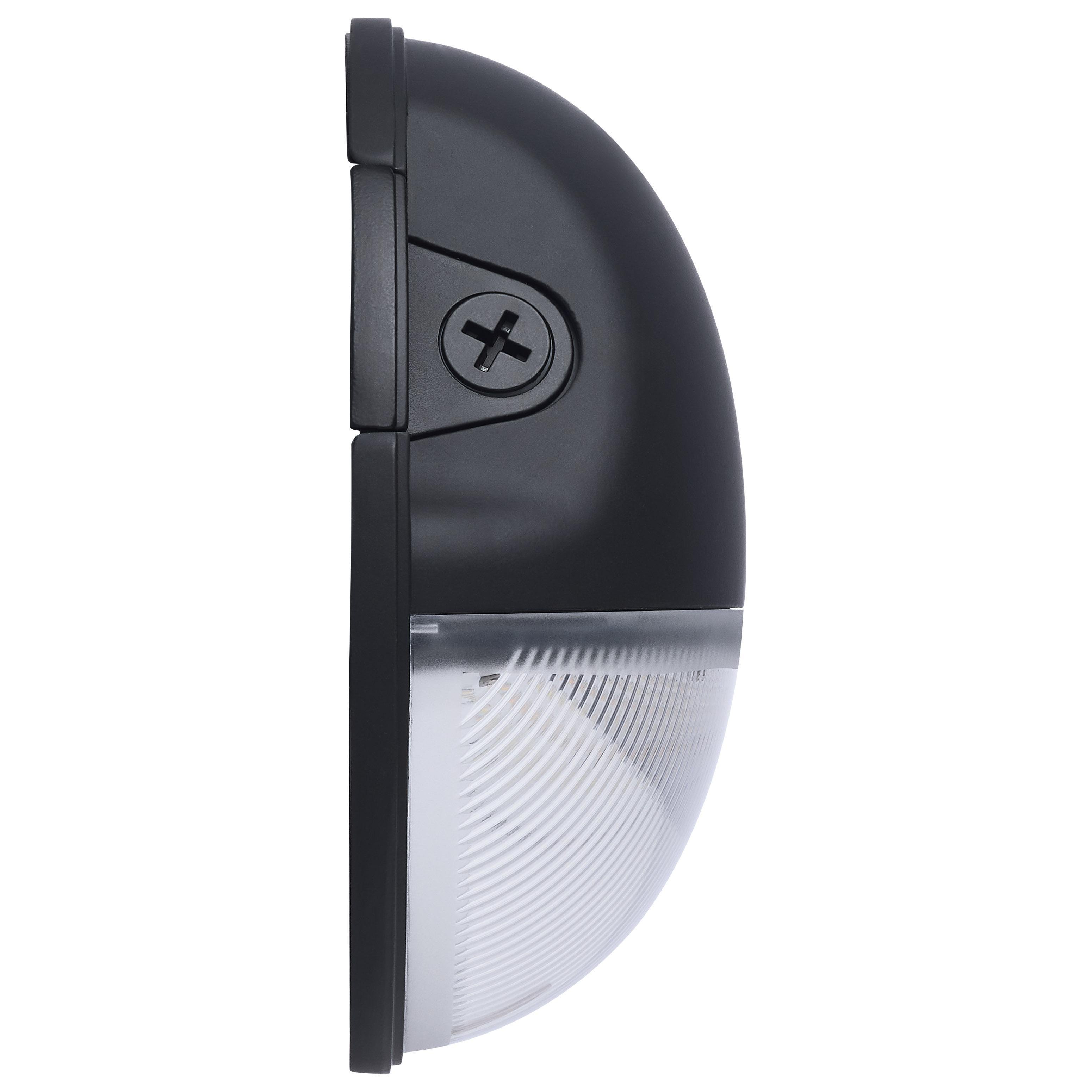 Picture of 65-750 - LED Small Round Wall Pack, 20W, CCT Selectable, Bypassable Photocell, 120-277 Volt, Black Finish