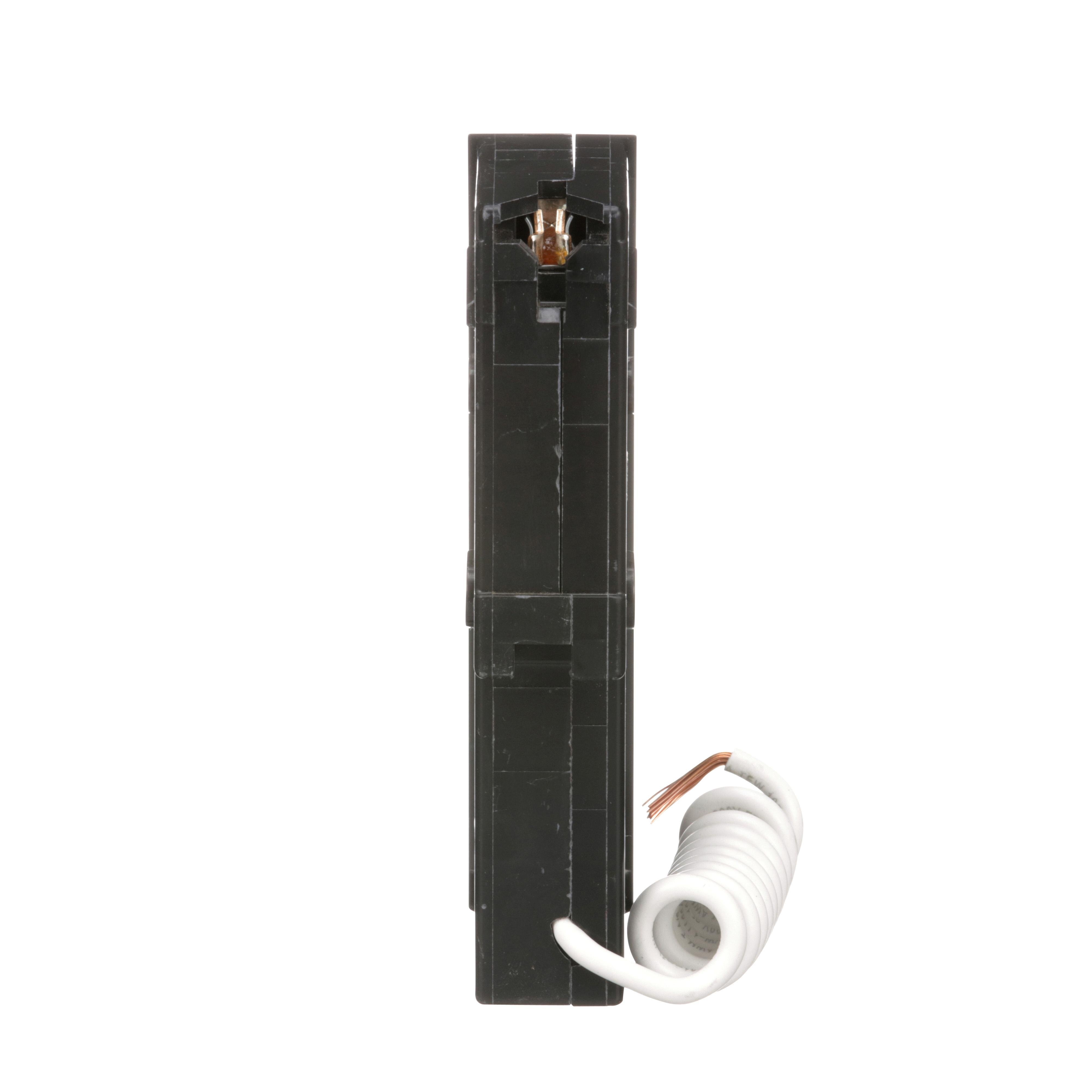 Picture of HOM120DF - [TAA] Mini circuit breaker, Homeline, 20A, 1 pole, 120VAC, 10kA AIR, combo ARC/ground fault, plug in, UL