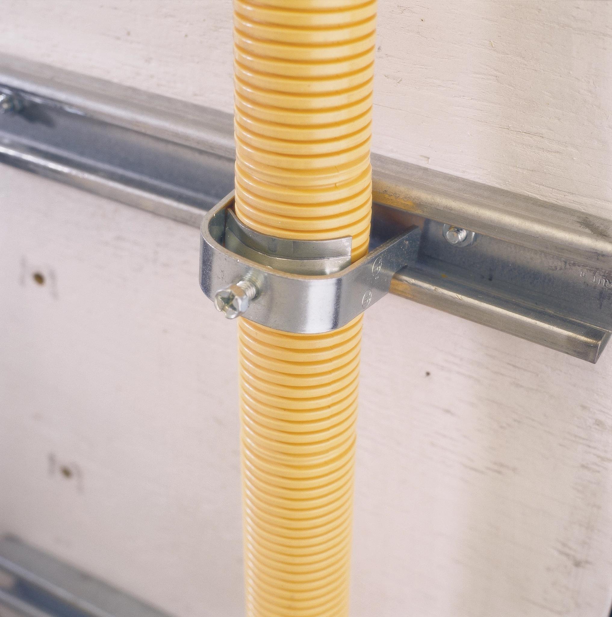 Picture of SCH12B - Single Piece Strut Clamp for Cable/Conduit, 0.57"–0.92" OD, 3/4" EMT 1/2" Rigid