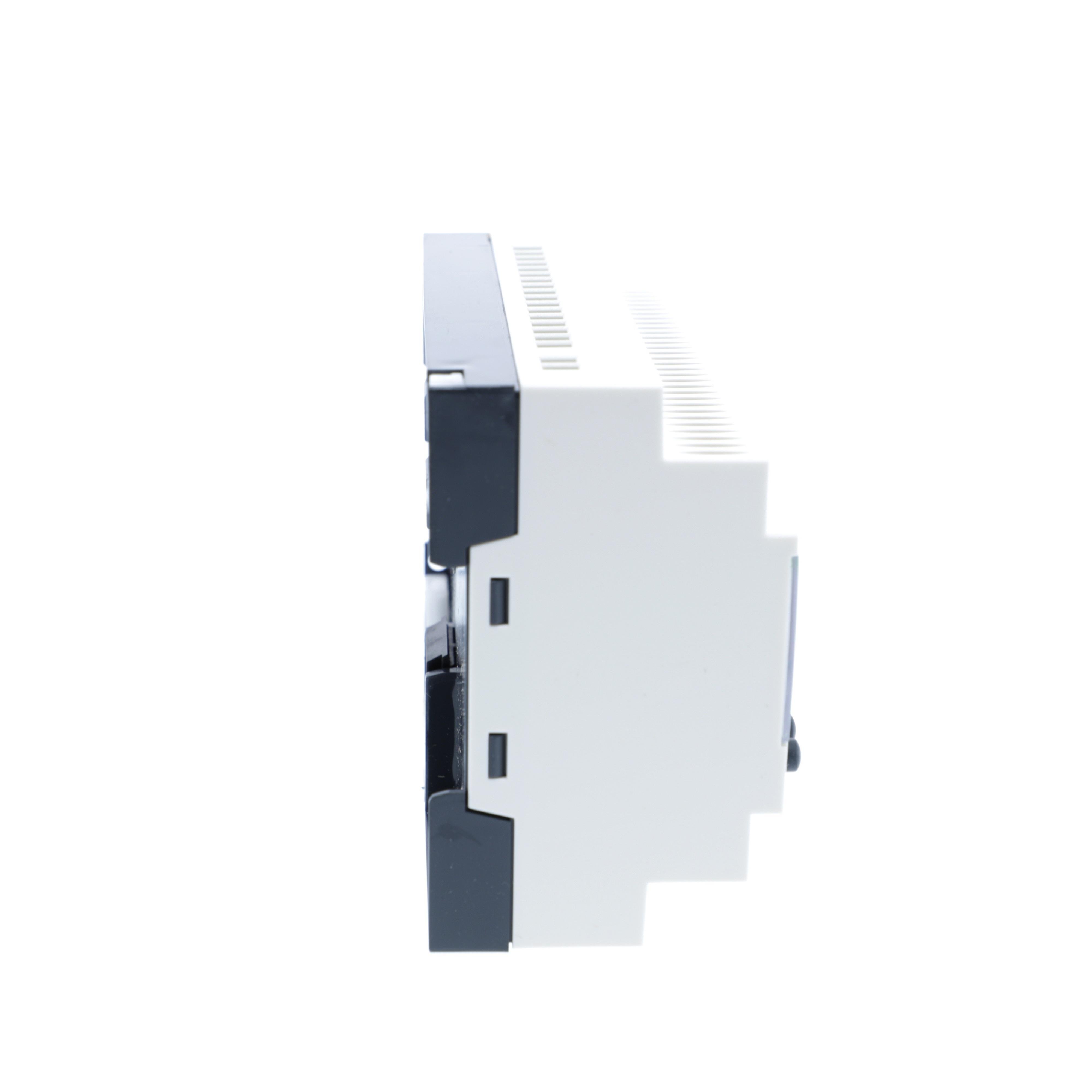 Picture of SR3B261B - modular smart relay, Zelio Logic SR2 SR3, 24 IO, 24V AC, clock, display