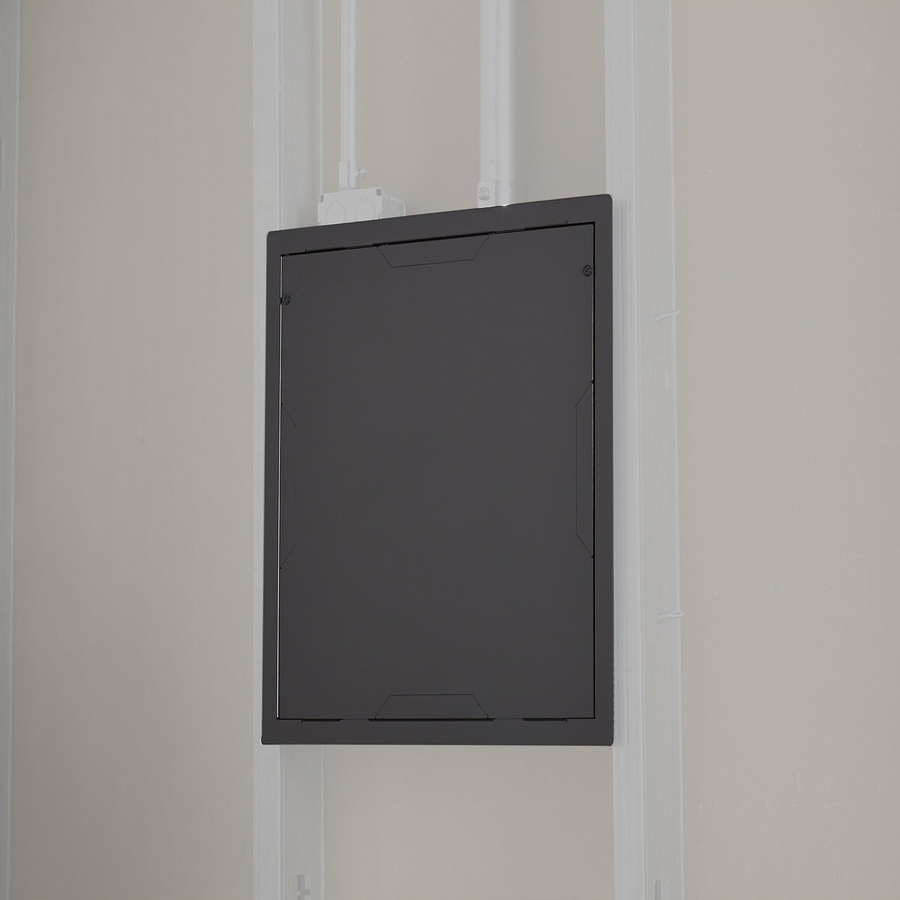 Picture of WMPAC526FC - WMPAC526 In-Wall Storage Box with Flange and Cover