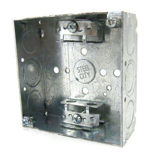 52151 X - 4" Square 1-1/2"D Box, For Use with Armored/Metal Clad Cable