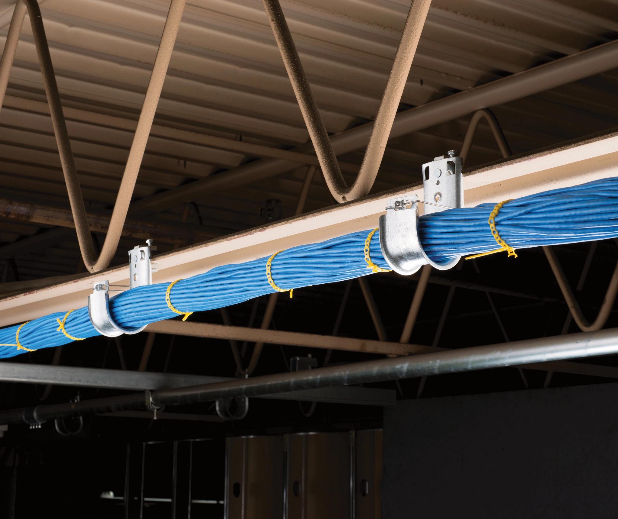 Picture of CAT21HPBC - nVent CADDY Cat HP J-Hook with BC Beam Clamp, 1 5/16" dia, 1/2" Max Flange