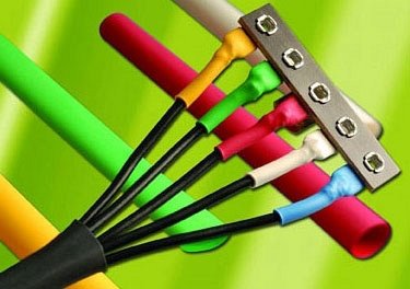 F2211/4 BK103 - FIT SHRINK TUBING, FIT2211/4 BLACK 25X4 FT IRRADIATED POLYOLEFIN