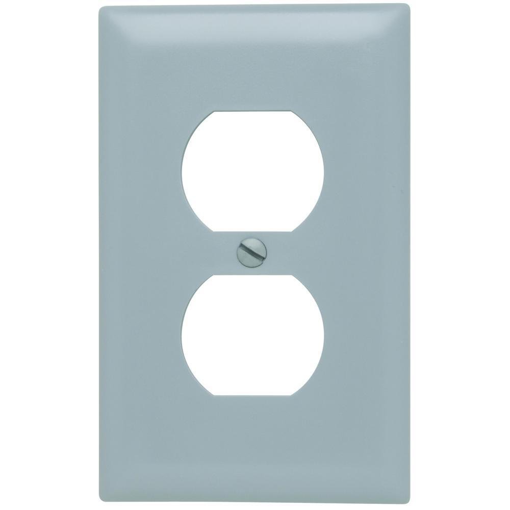 TP8-GRY - TradeMaster® 1-Gang Nylon Wall Plate, Duplex Receptacle Openings, Gray