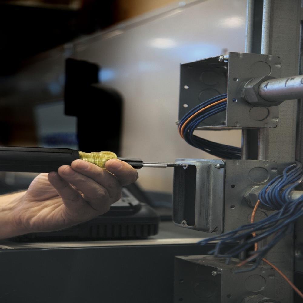 Picture of 626 - 6-in-1 Tapping Tool, Cushion-Grip™