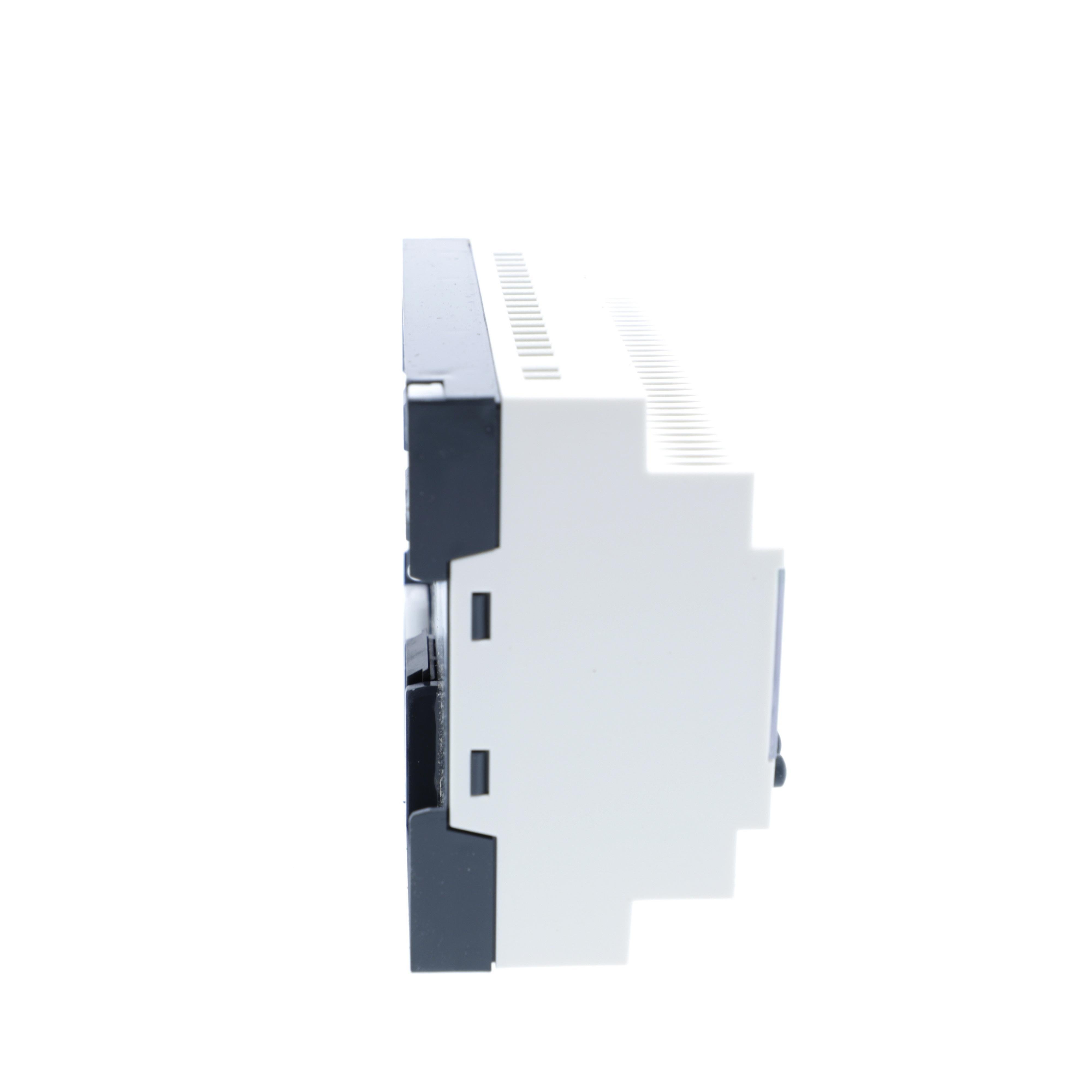 Picture of SR3B261FU - modular smart relay, Zelio Logic SR2 SR3, 26 IO, 100 to 240V AC, clock, display