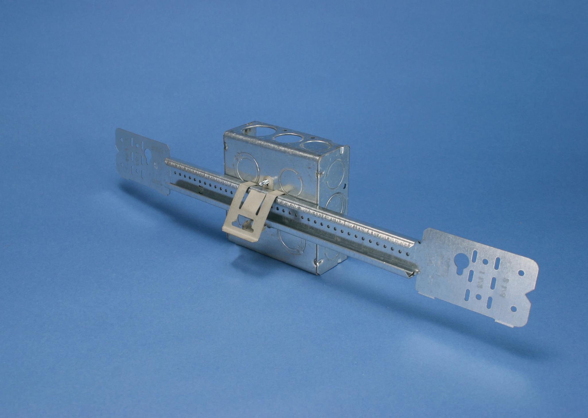 Picture of TSGLDR1 - Electrical box attachment, spring steel, #10 hole, glider