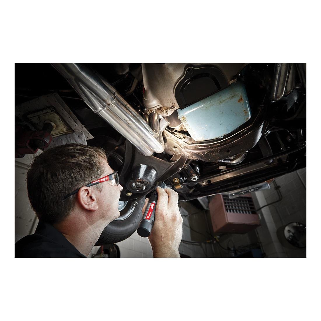 Picture of 2161-21 - REDLITHIUM™ USB 1100L Twist Focus Flashlight