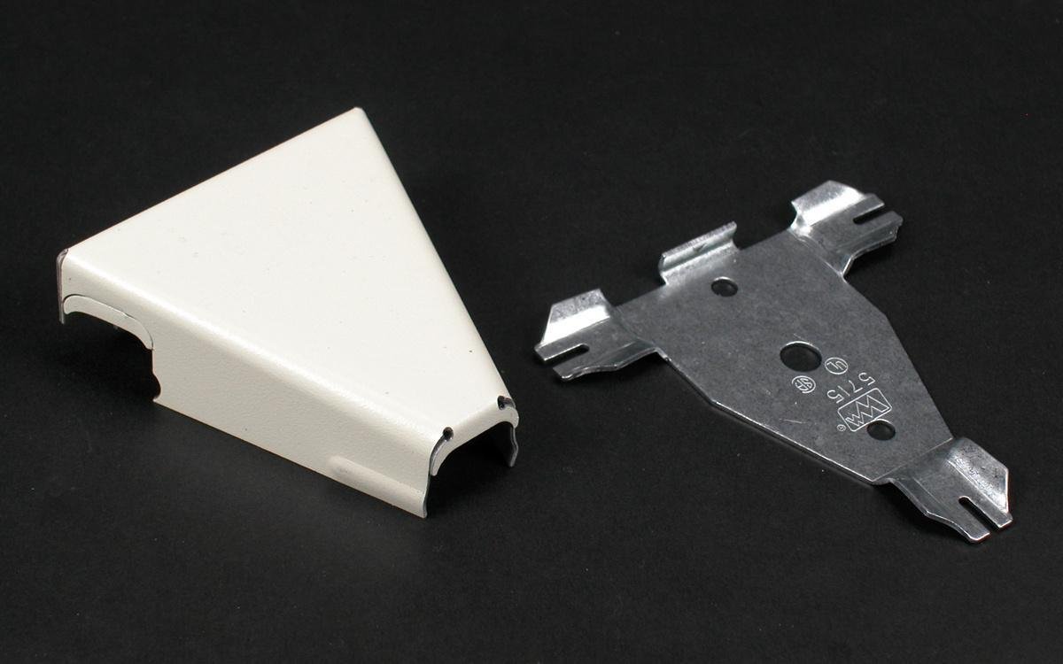 V5715 - 500/700 Tee Fitting