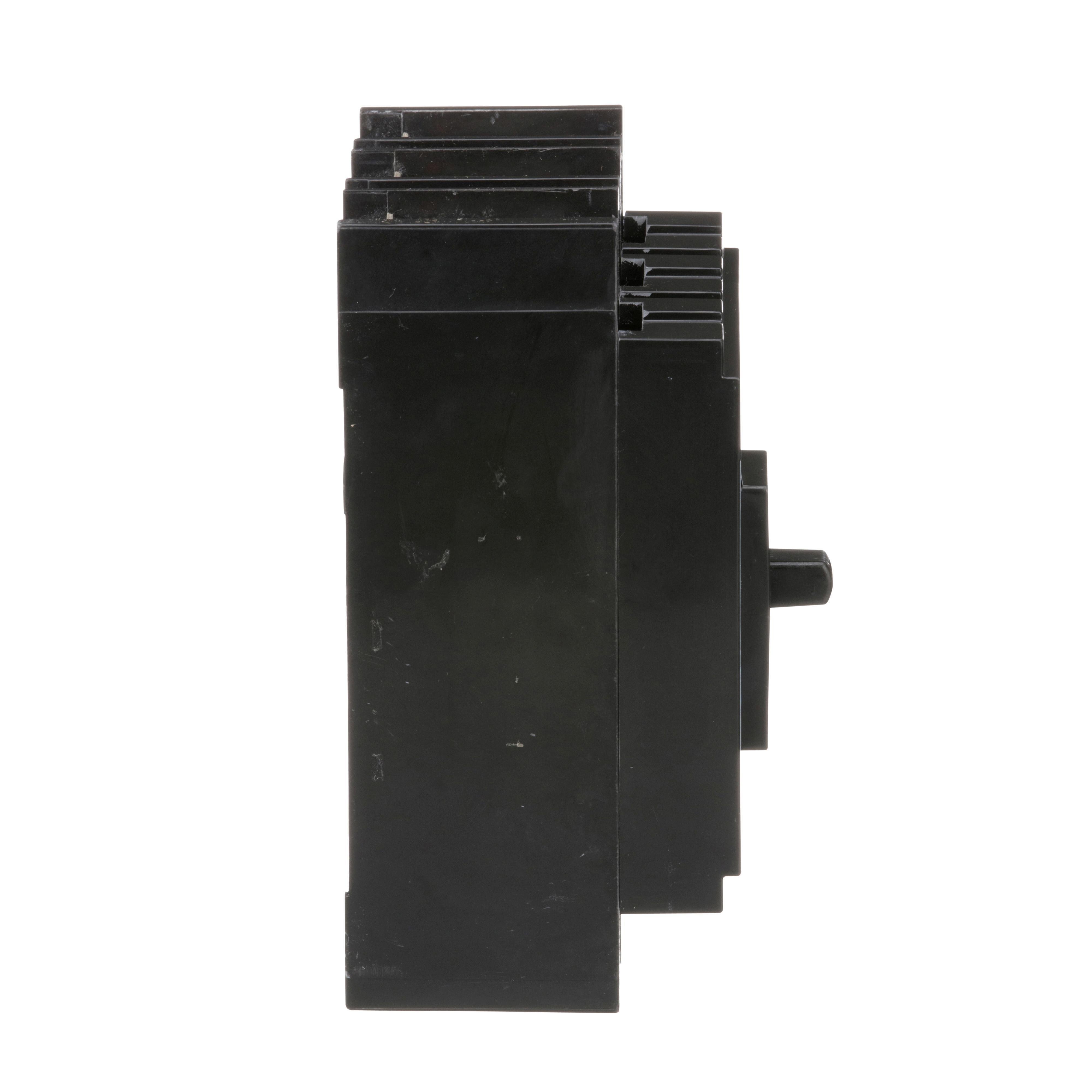 QDL32150 - Circuit breaker, PowerPacT Q, 150A, 3 pole, 240VAC, 25kA, lugs, thermal magnetic, 80%