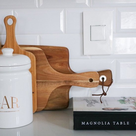 Picture of ARPTR151GW2 - adorne® 15A 1-Gang Pop-Out Outlet, White