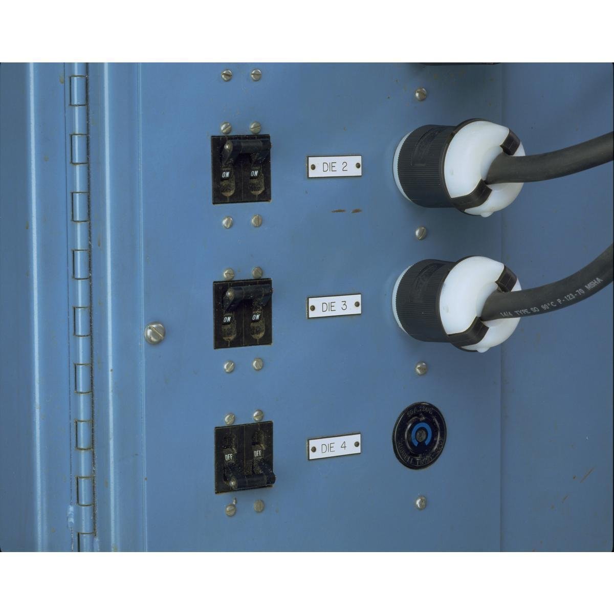 Picture of HBL2621 - Locking Devices, Twist-Lock®, Industrial, Male Plug, 30A 250V, 2-Pole 3-Wire Grounding, L6-30P, Screw Terminal, Black and White