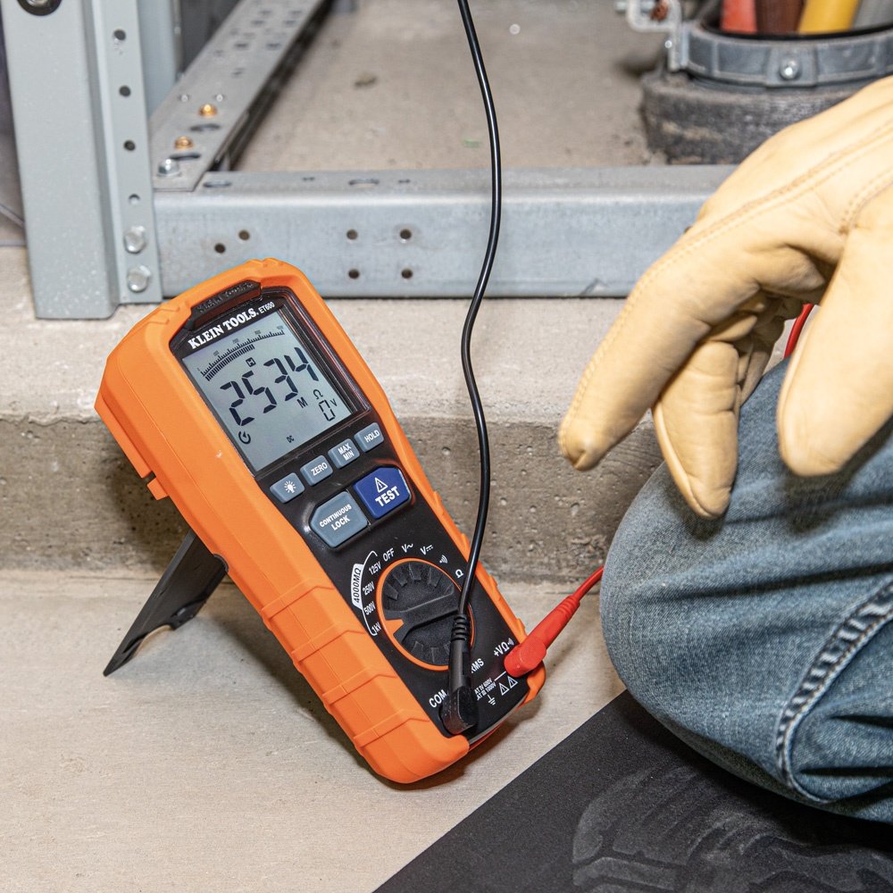 Picture of ET600 - Insulation Resistance Tester