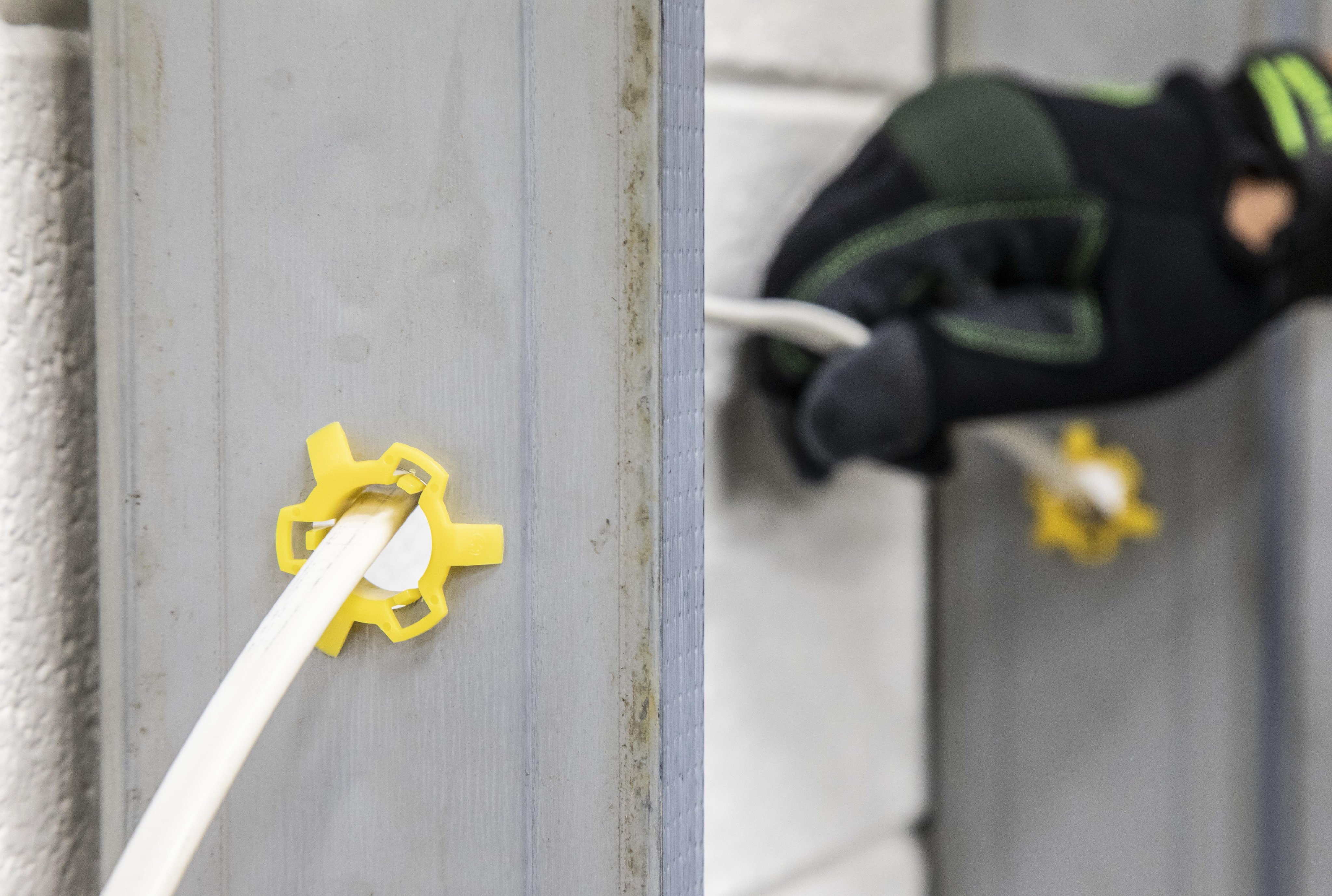 Picture of 50222880 - 100 Bushings for Hole Punched by 709 for 7/8" (22.2 mm) Diameter Hole