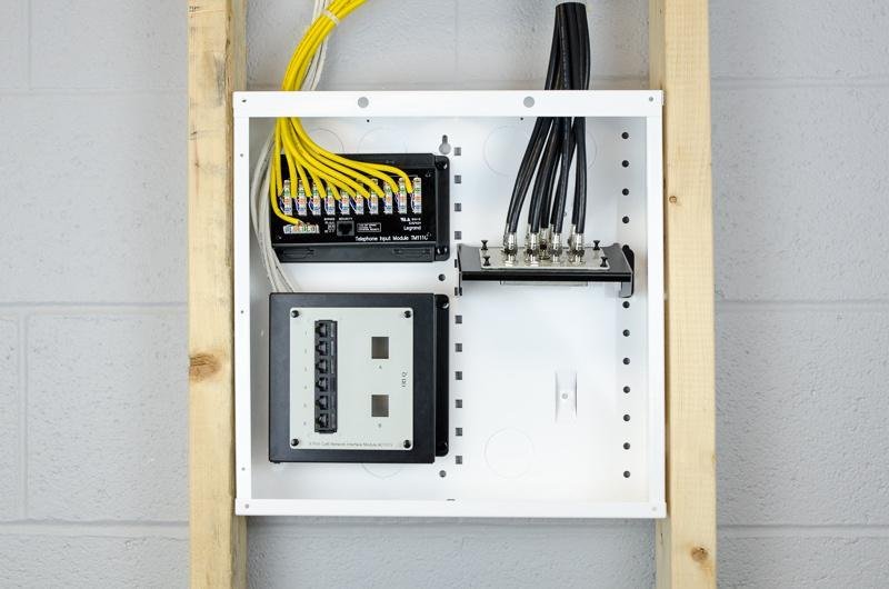 Picture of EN1450 - 14-inch Enclosure with Hinged Door