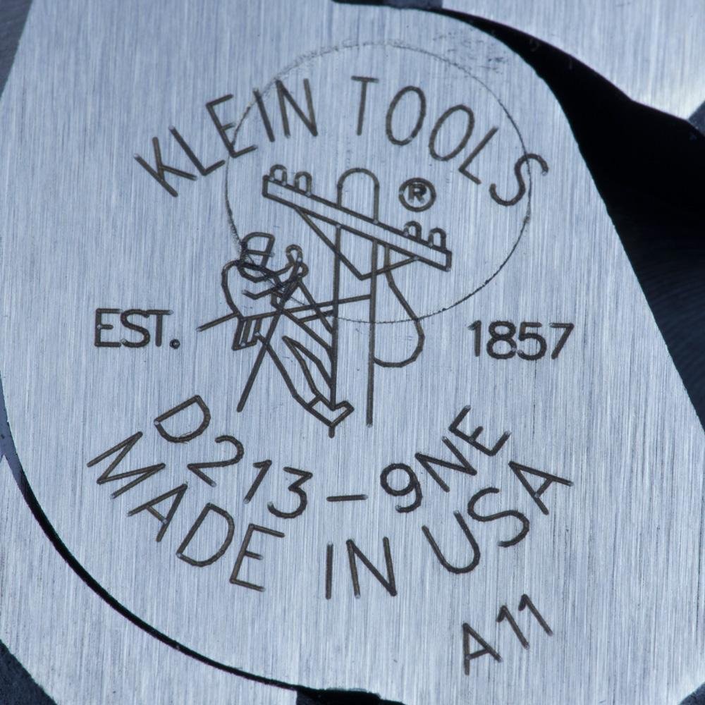Picture of 94155 - American Legacy Lineman Pliers and Klein-Kurve® Wire Stripper / Cutter