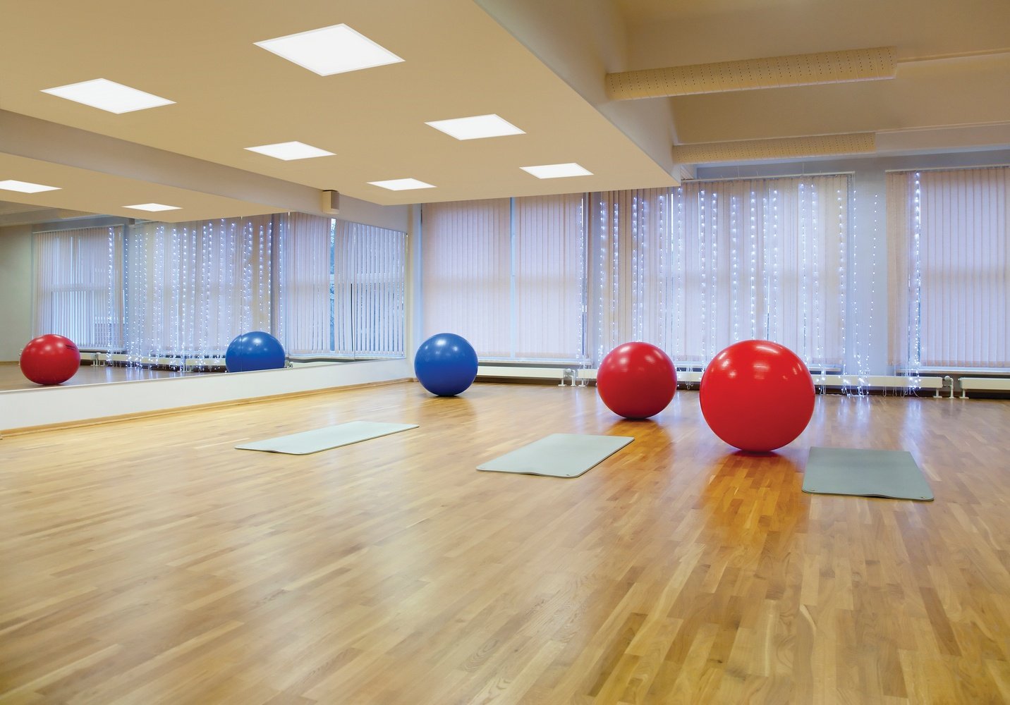 Picture of CPX 2X4 4000LM 40K M2 - 2x4 LED Flat Panel Fixture, 4000 Lumens, 4000K, 80 CRI