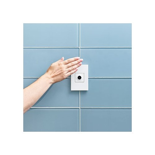 Picture of AWP1G2-WH6 - adorne® Gloss White 1-Gang Screwless Wall Plate with Microban®