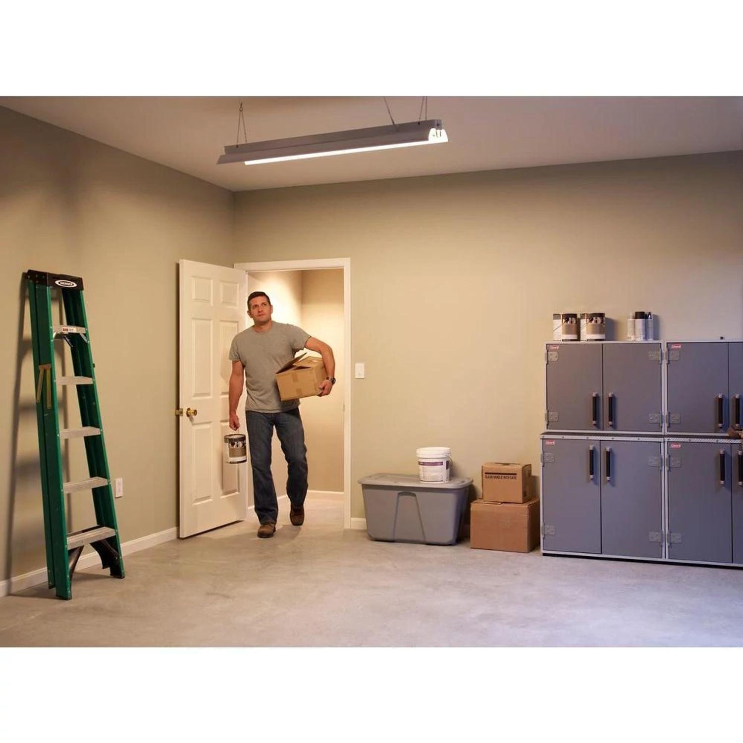 Picture of MS-OPS2-IV - Maestro 2A Motion Sensor Single Pole IV