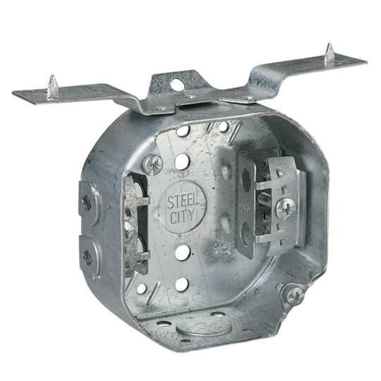 54151AV-25 - 4 Octagonal Box With Bracket
