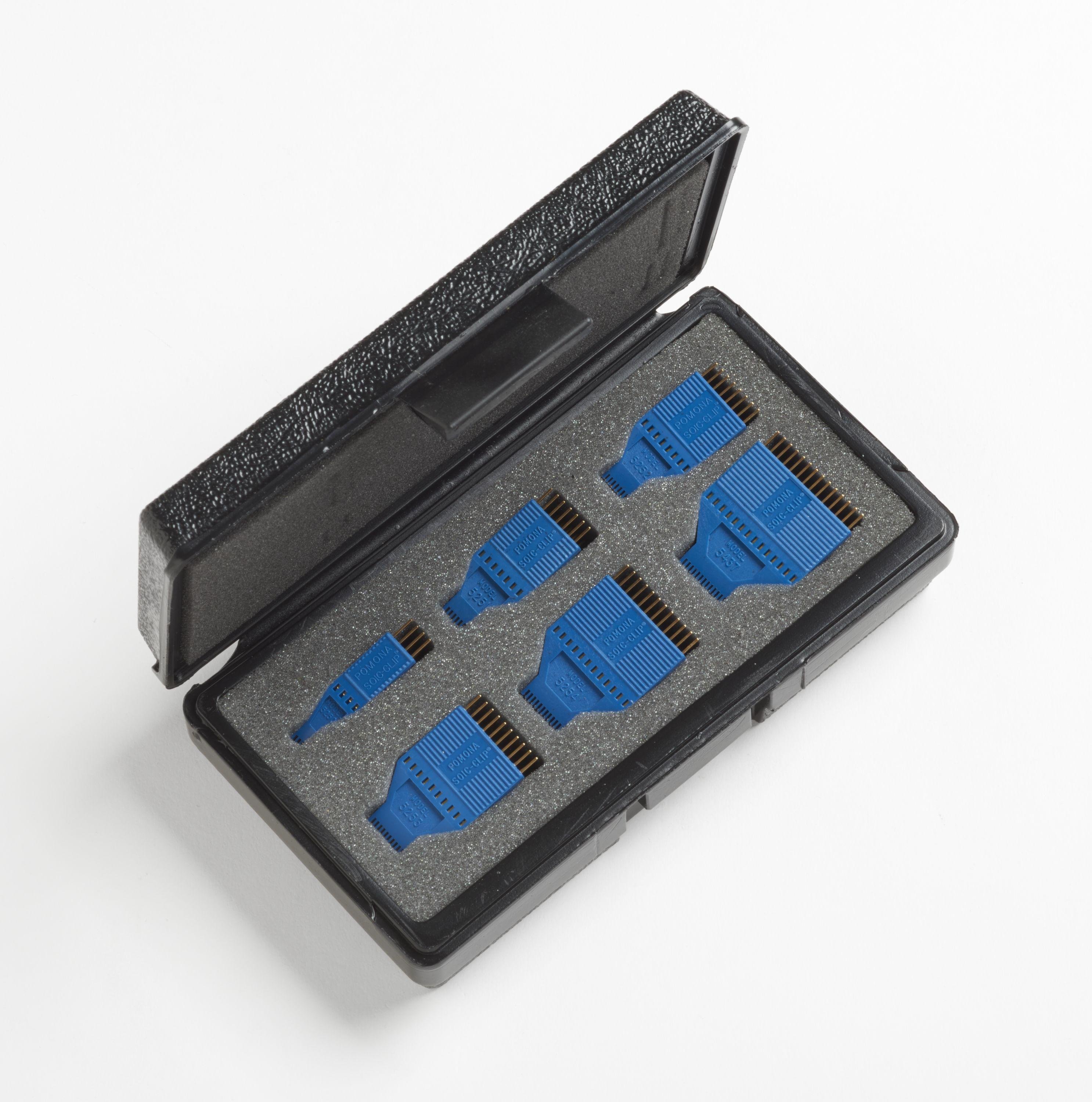 5251 - Connectors-90 Degree