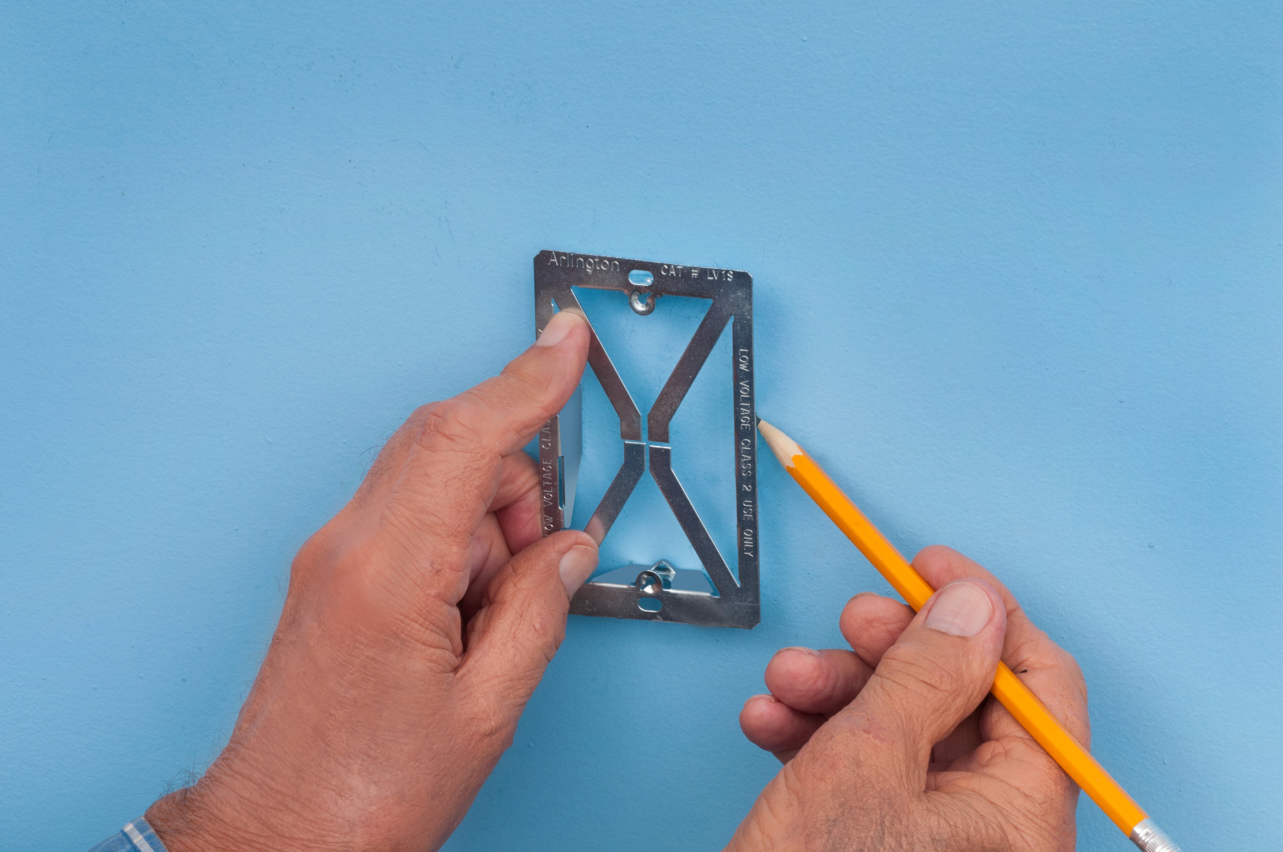 Picture of LV1S - Plated STEEL Cut-in Mounting Bracket