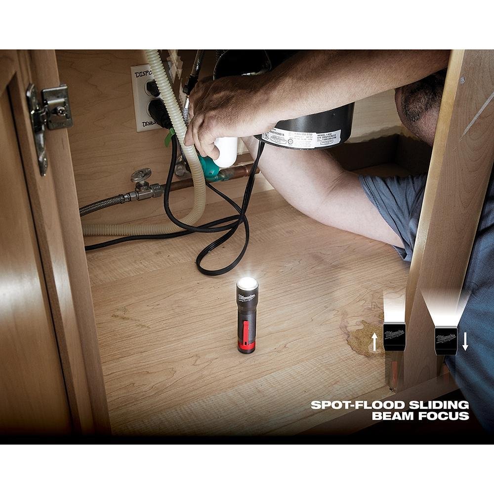 Picture of 2107 - 325L Focusing Flashlight