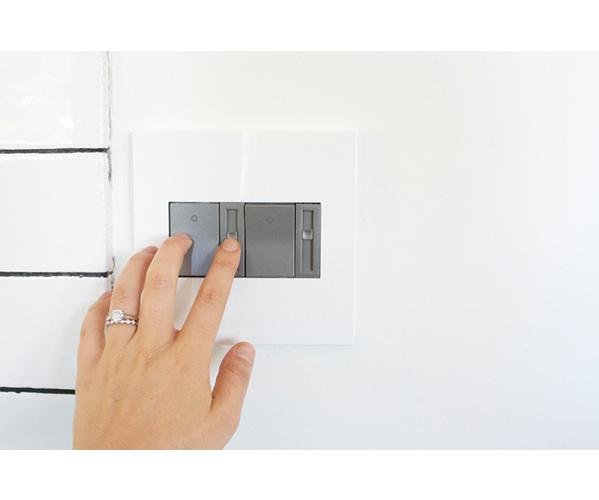 Picture of ADPD453LM2 - adorne® 450W CFL/LED Paddle Dimmer, Magnesium, with Microban®