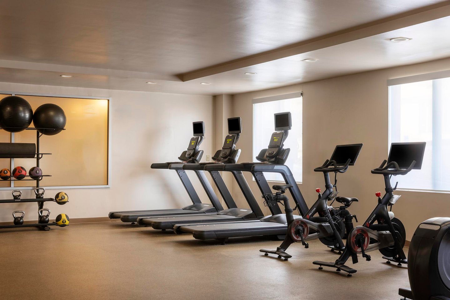 Gym at Hilton Garden Inn Queens/JFK Airport