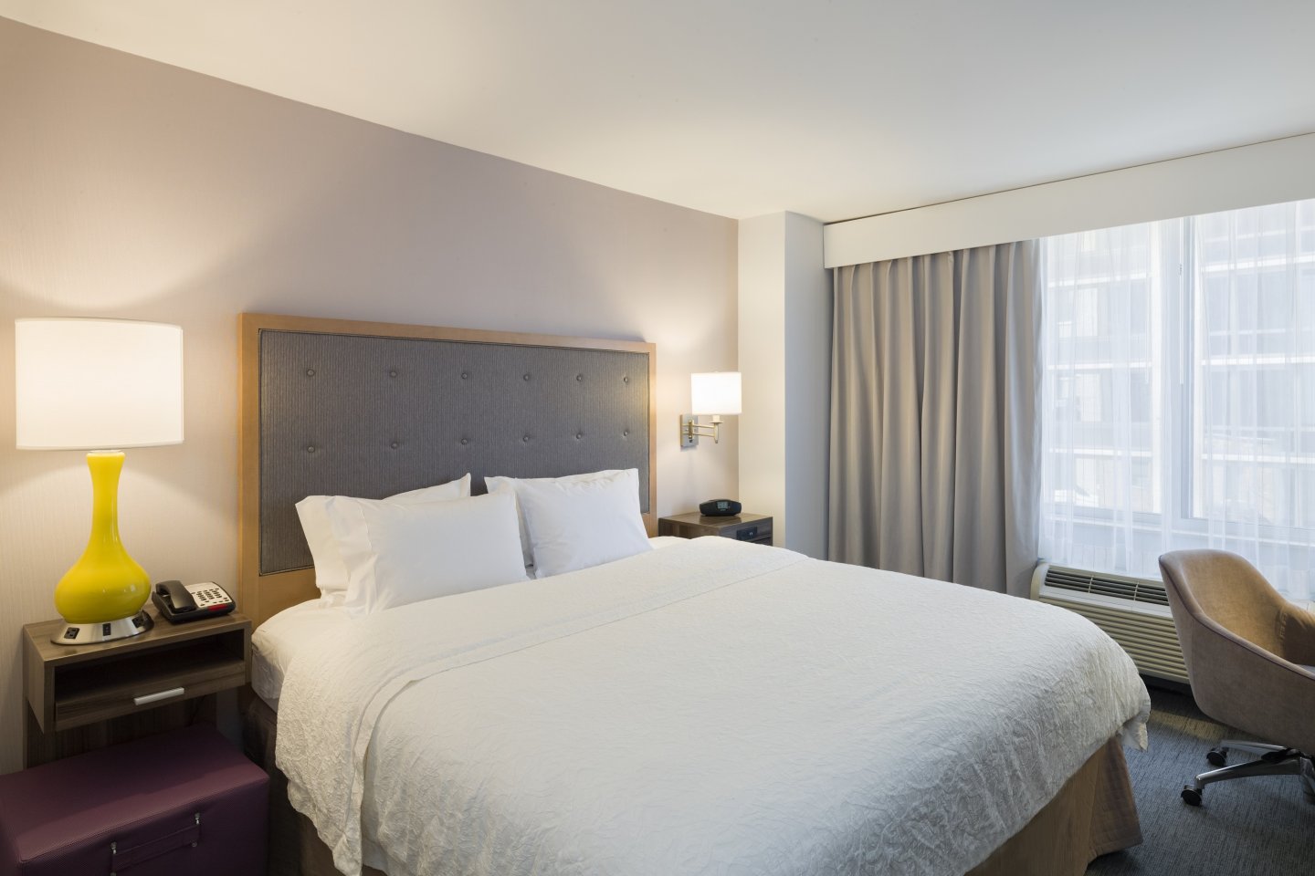 Hampton Inn Times Square South, room