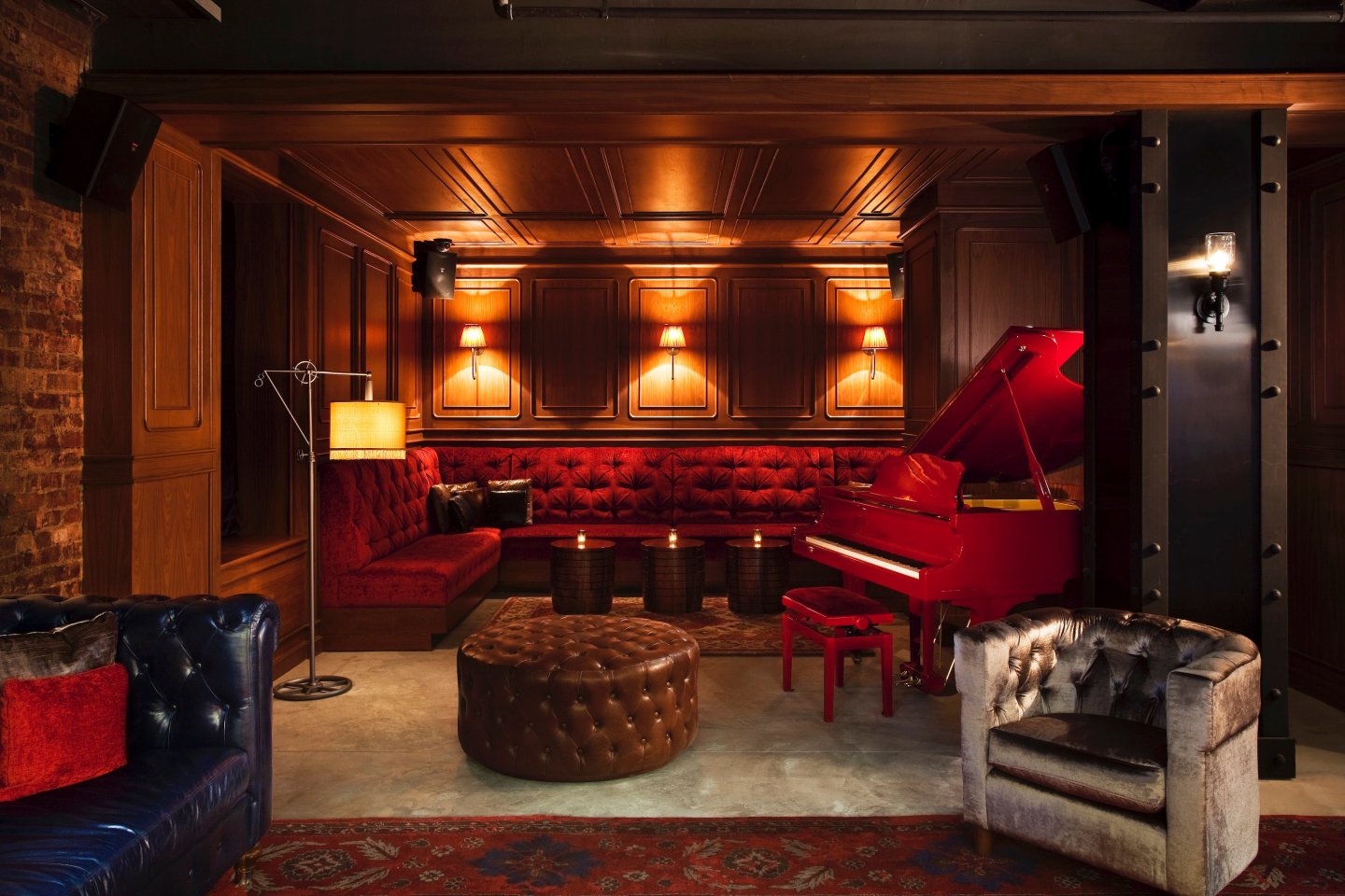 piano lounge