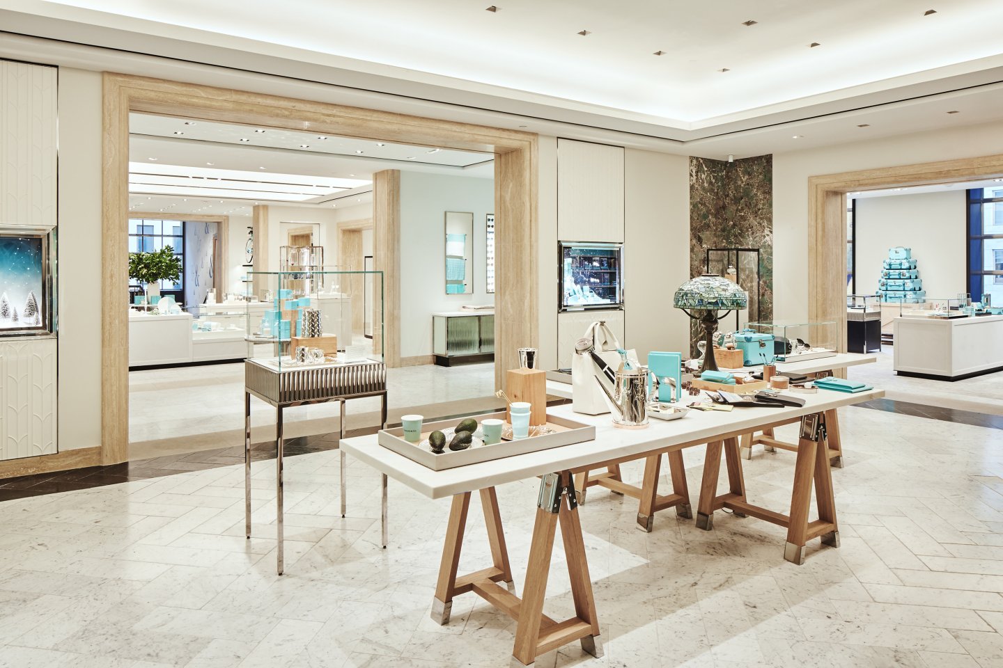 Tiffany & Co., interior