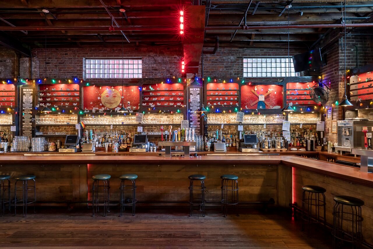 Photo of the Brooklyn Bowl bar