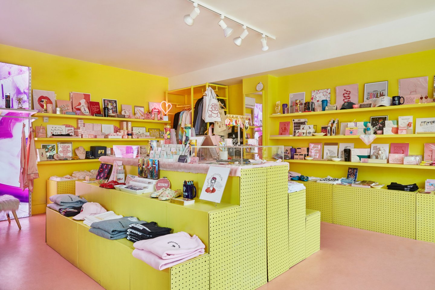 Bulletin, store, interior
