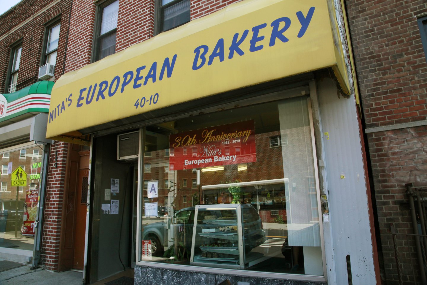 Nita's European Bakery exterior