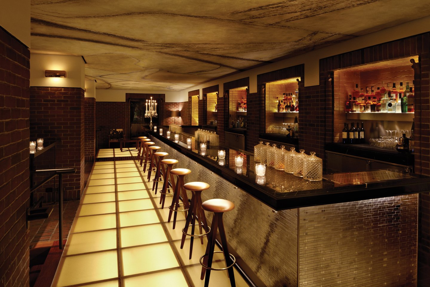Henry, a liquor bar interior
