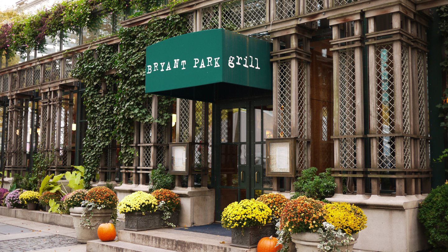 Exterior of Bryant Park Grill in Manhattan
